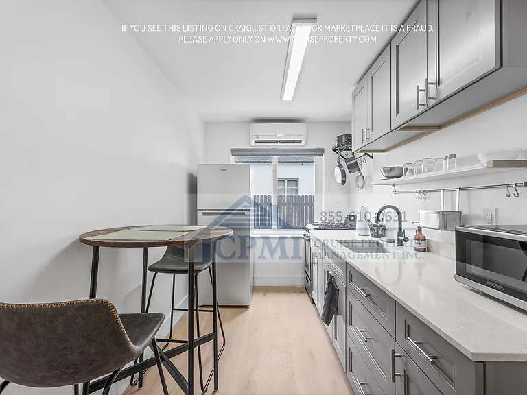 2021 Plunkett St Hollywood, FL 33020 — Photo 9
