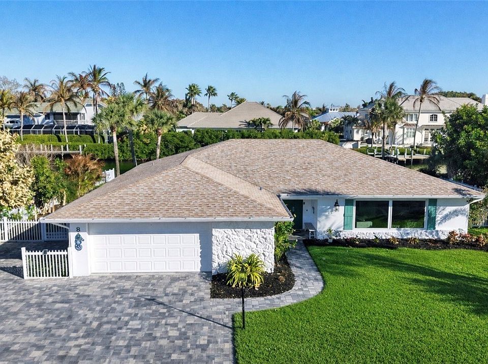 1st image of 8 Sea Horse Ln