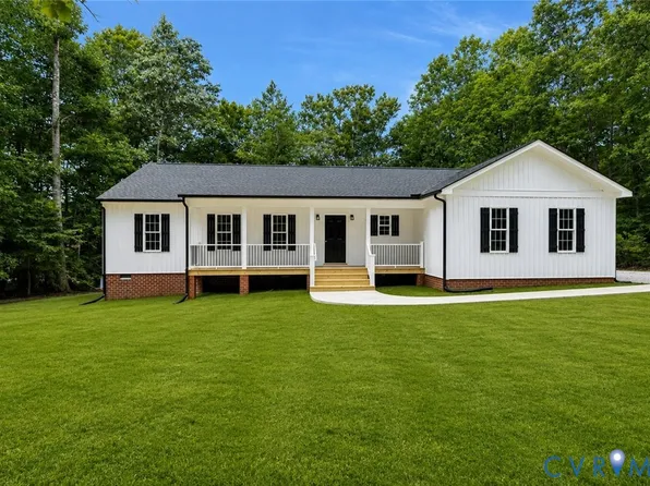 358 Poplar Springs Dr, Tappahannock, VA 22560