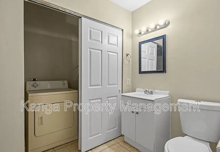 3721 Henry Ave #B — Photo 29