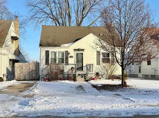 25304 Culver St, Saint Clair Shores, MI 48081