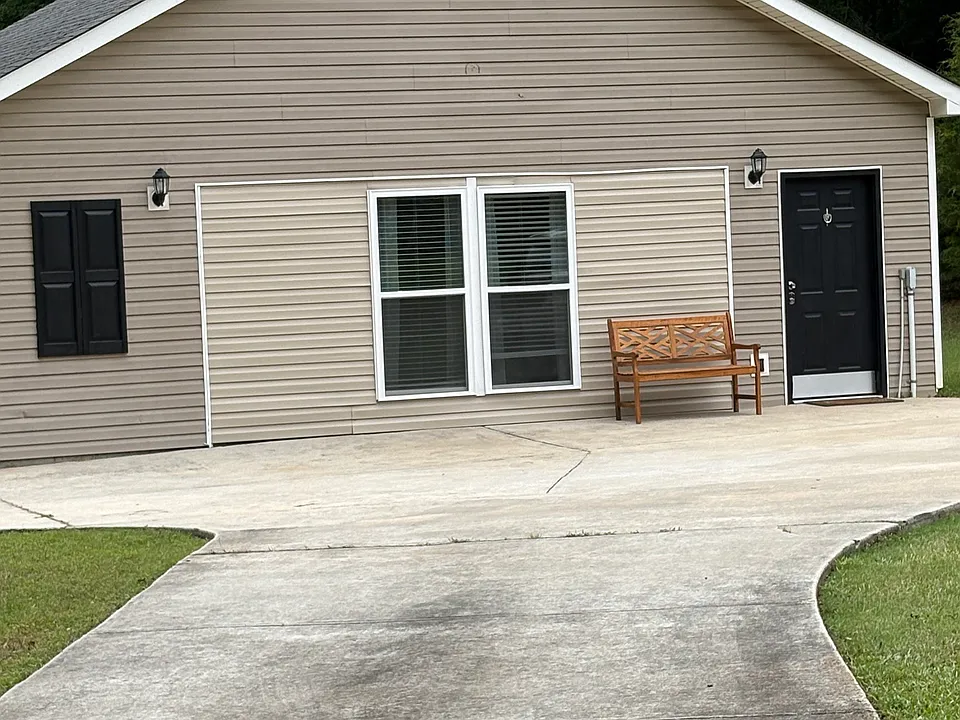 323 Winding Stream Trl