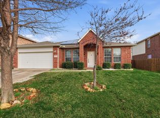 9212 Wellington Dr, Little Elm, TX 75068