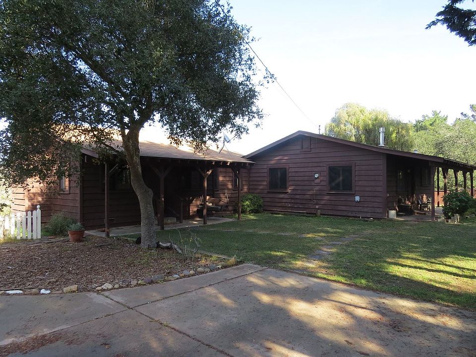 1st image of 465 Dorothy Ln