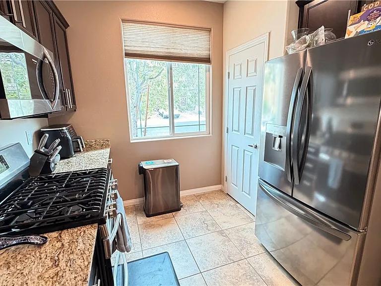 4336 Stardusk Falls Ave — Photo 12