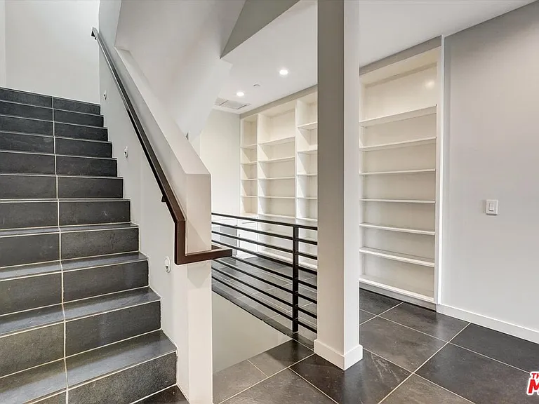 3850 Rambla Orienta — Photo 19