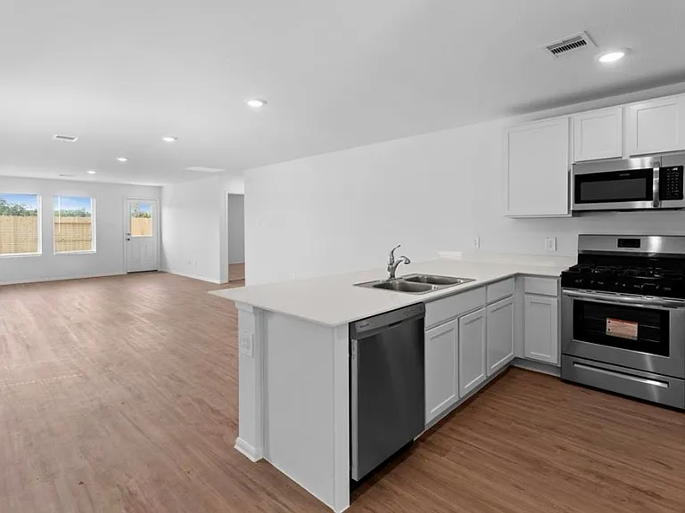 2430 Ridge Oak Dr — Photo 12