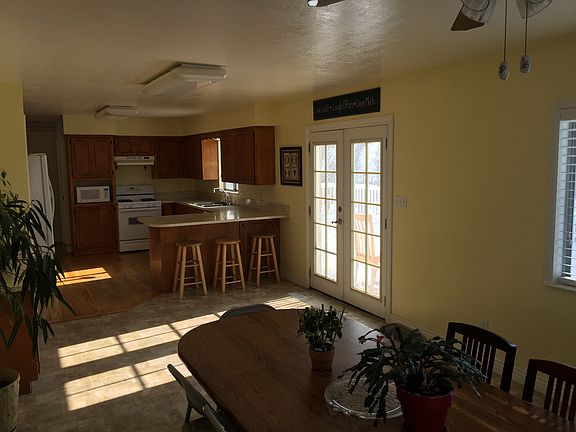 Dining Room/Kitchen
