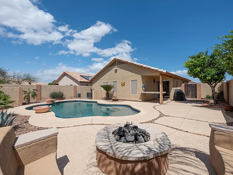 707 W Baylor Ln — Photo 13