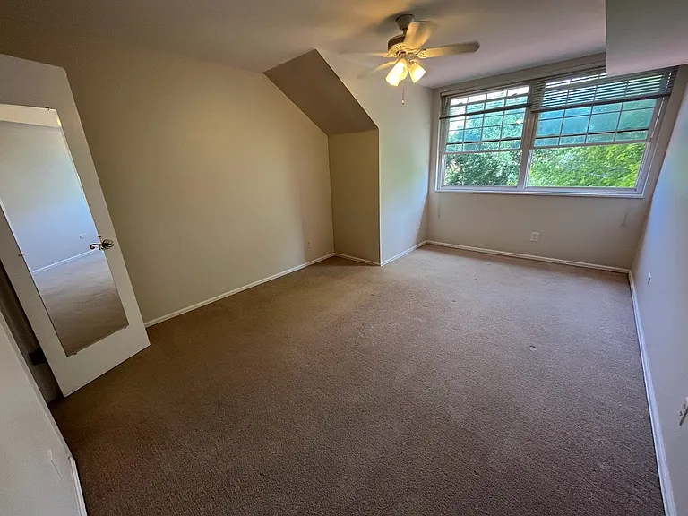 3250 Oneal Cir #L31 — Photo 6