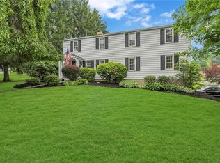 38 Circle Dr, Beaver, PA 15009