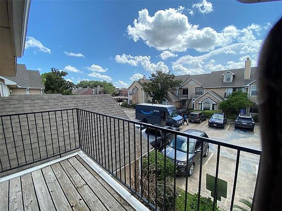 2nd image of 2300 Old Spanish Trl APT 2050