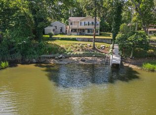 49 Edgewater Way, Wareham, MA 02571