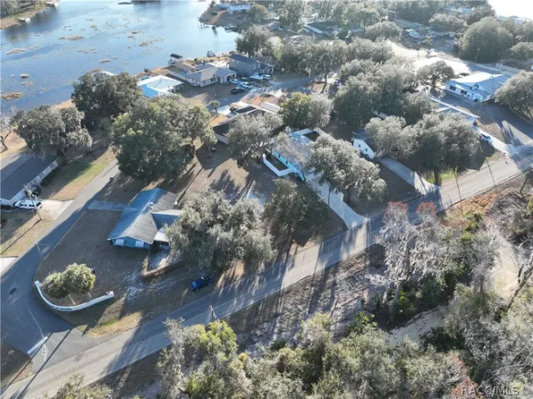 9312 E Gospel Island Rd, Inverness, FL 34450