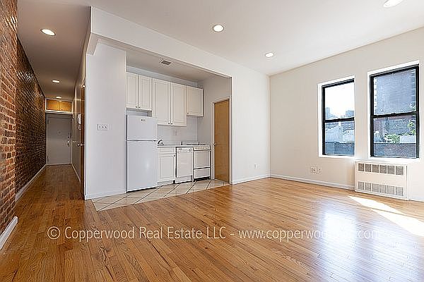 1st image of 315 E 84th St APT 31