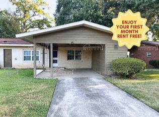 709 Randolph Ave, Warner Robins, GA 31098