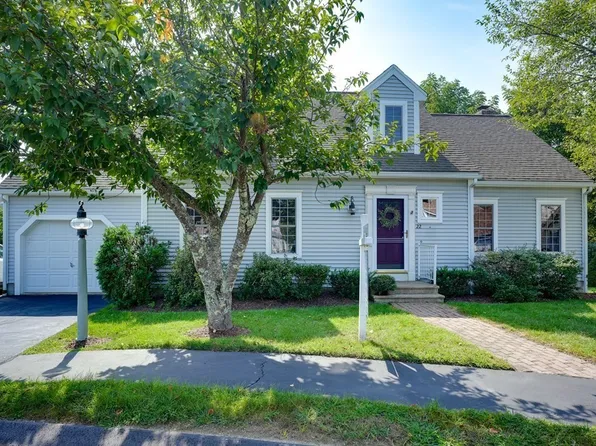22 Intervale Farm Ln #22, Northborough, MA 01532