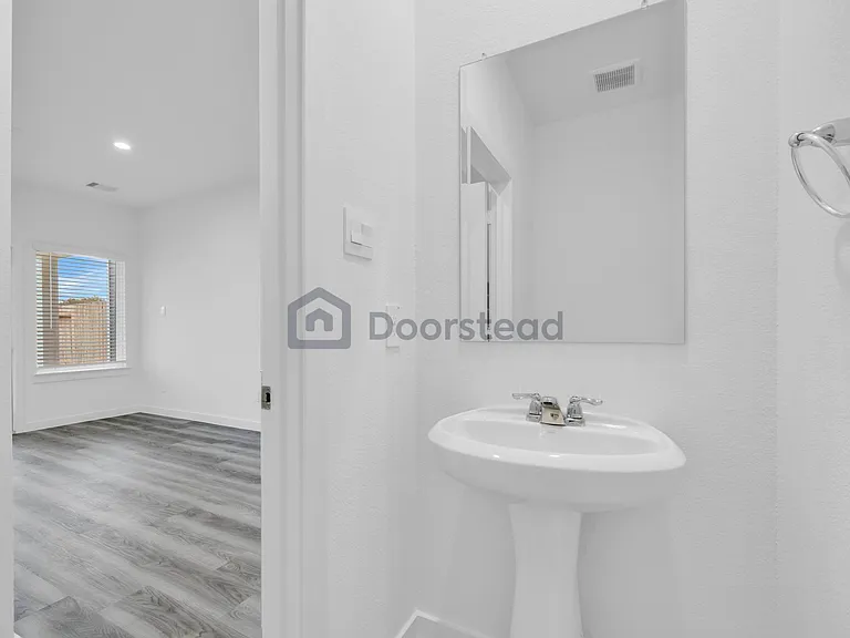 2829 Lisburn Terrace Ln — Photo 16