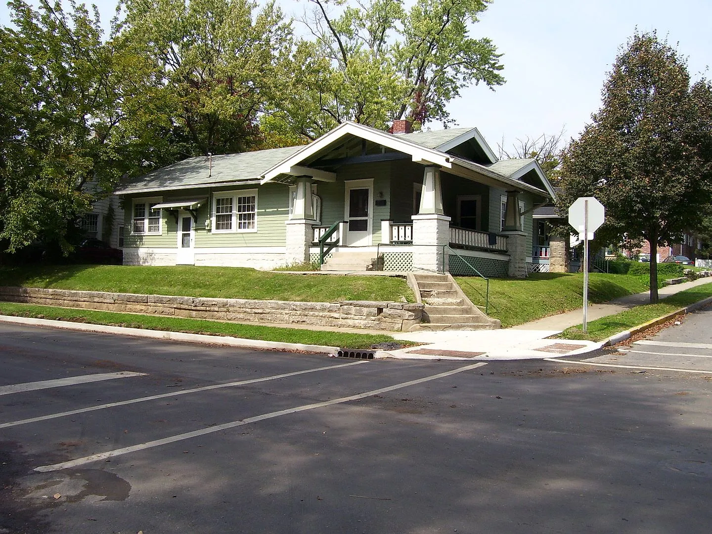 520 S Fess Avenue — Photo 1