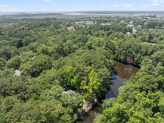 3rd image of 2714 Old Forest Dr