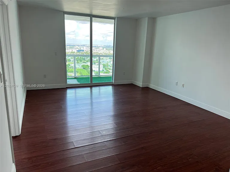 1800 N Bayshore Dr #3904 — Photo 2