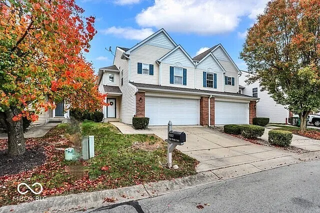 9302 Eden Woods Ct photo 1