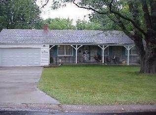1000 W 93 Trl, Kansas City, MO 64114