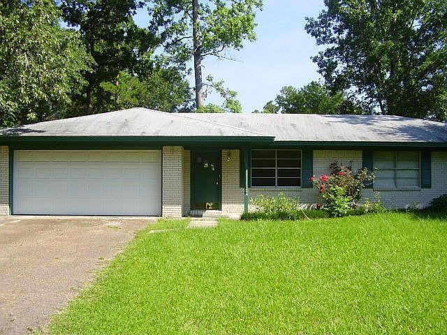 1st image of 319 Hunters Creek Dr