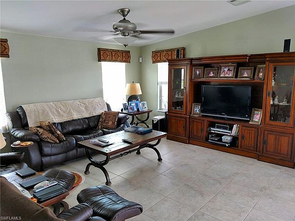 2nd image of 5720 Cypresswoods Resort Dr