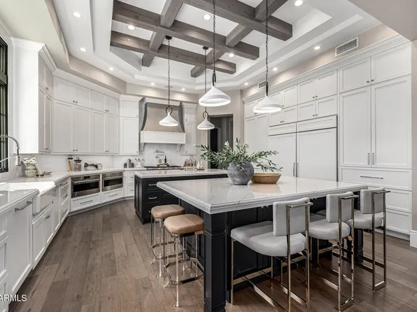 577 W HORSESHOE Place, Chandler, AZ 85248