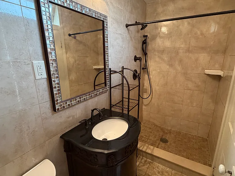 503 Russell St — Photo 19