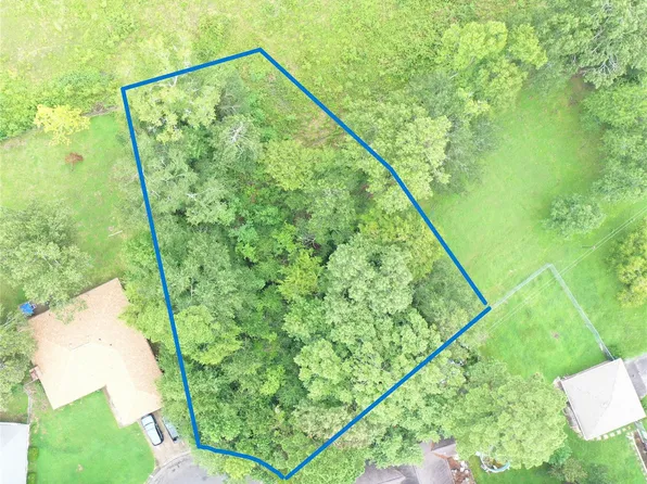 Brinwood Pl, Livingston, TX 77351