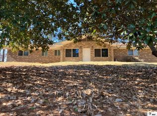 910 S Main St, Farmerville, LA 71241