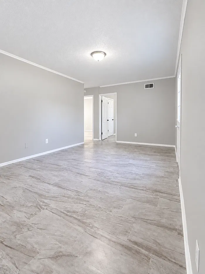3 bed, 1.5 bath, 1064 sqft, $1,495 — Photo 2