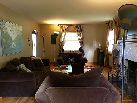 4th image of 924 Highland Dr