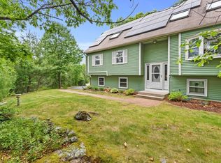 49 Beach St, Foxboro, MA 02035