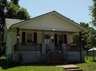 1637 E Hickory St, Decatur, IL 62526