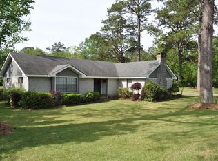 209 W Ida Ave, Poplarville, MS 39470