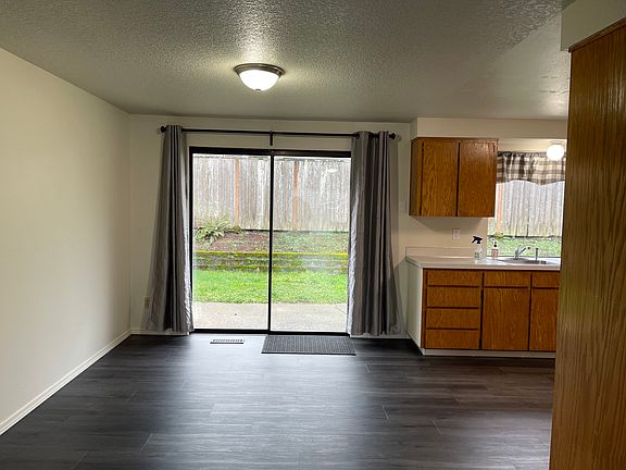 3rd image of 13664 SW Ashbury Ln