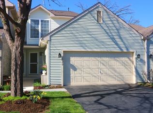 3320 Twisted Oak Ct, McHenry, IL 60051