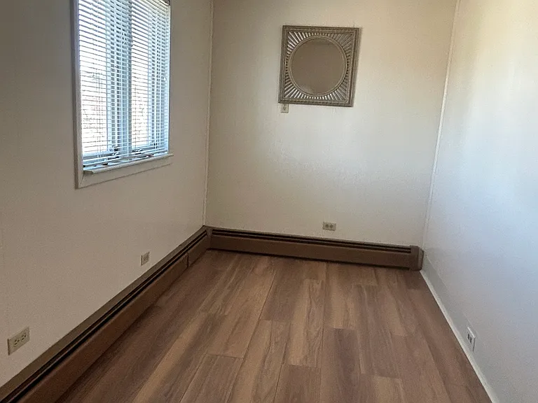 219 Mammoth Rd #1 — Photo 3