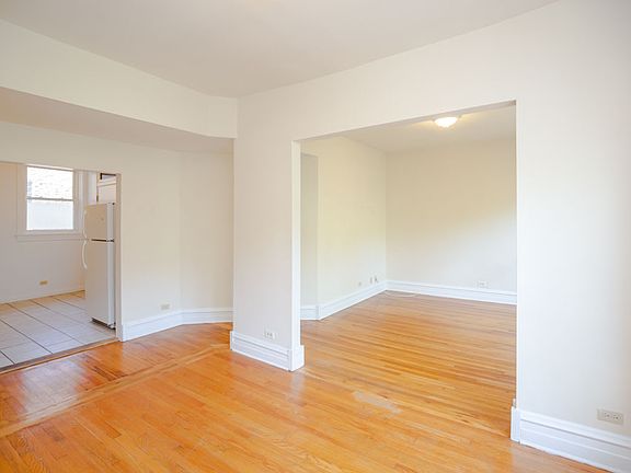 4th image of 1414 W Leland Ave APT 2