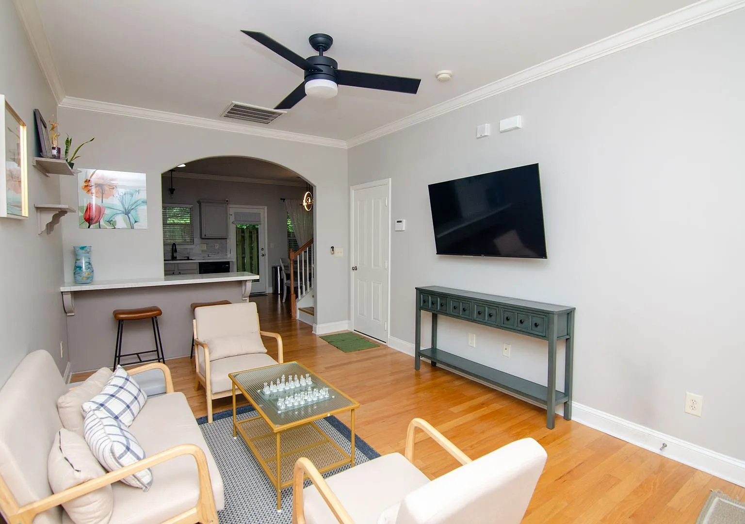 Cozy Townhome in Woodbury Subdivision — Photo 3