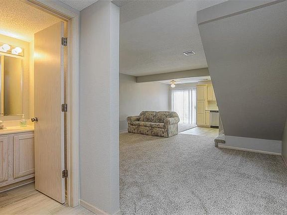 4th image of 5615 NW Moonlight Meadow Ct