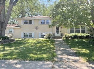 1402 W Hawkins St, Kankakee, IL 60901