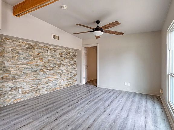 5th image of 226 Emporia Blvd #226