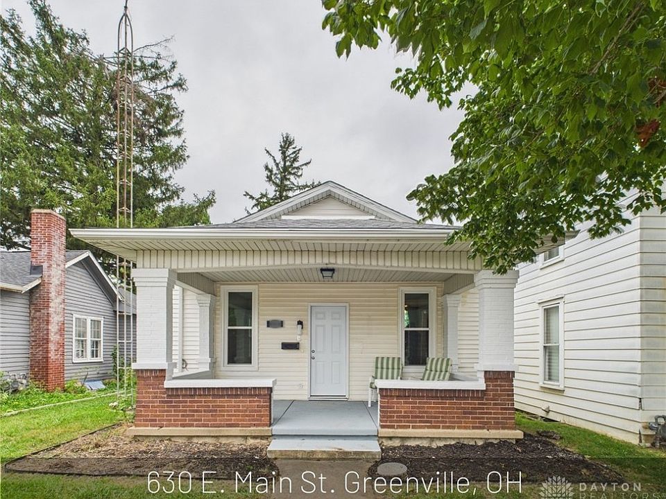 1st image of 630 E Main St