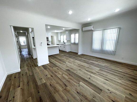 3rd image of 4021-4023 Duquesne Ave #4021