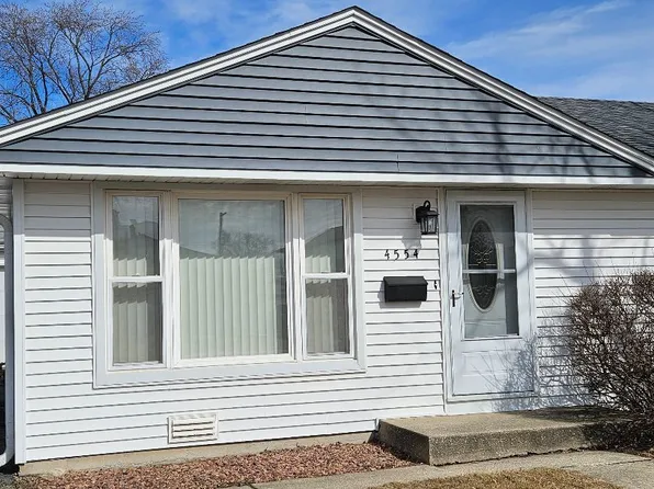 4554 W 88th Pl, Hometown, IL 60456