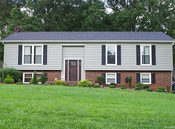 4th image of 219 Inglewood Dr